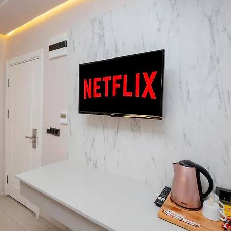 Lavender Inn Hotel 호텔 4*