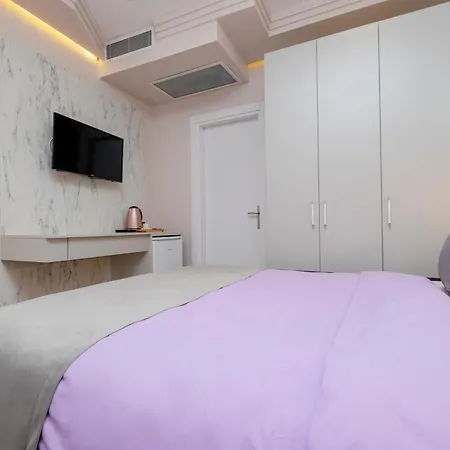 Lavender Airport 4* Arnavutkoy