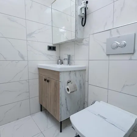 Lavender Inn Hotel 호텔 4*