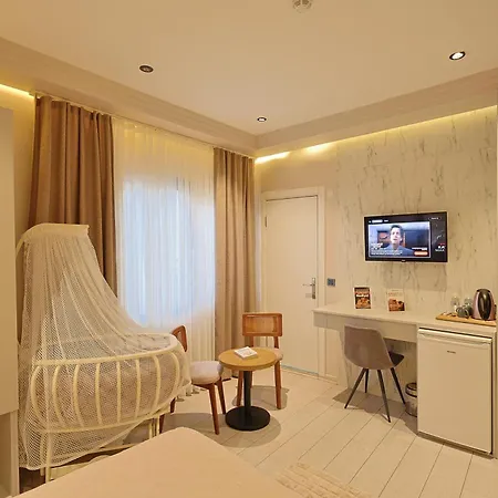 Hotel Lavender 4*