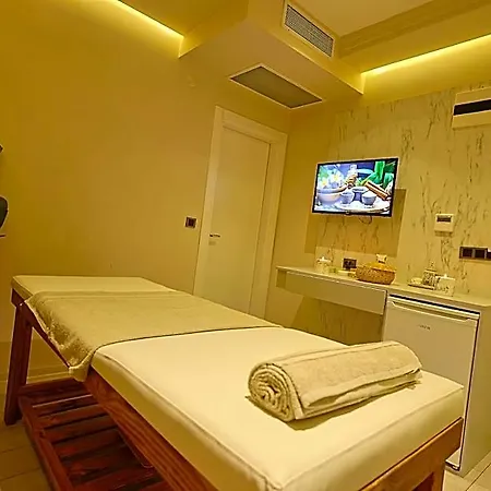 Lavender Hotel